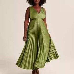 Abercrombie & Fitch Green Maxi Dress